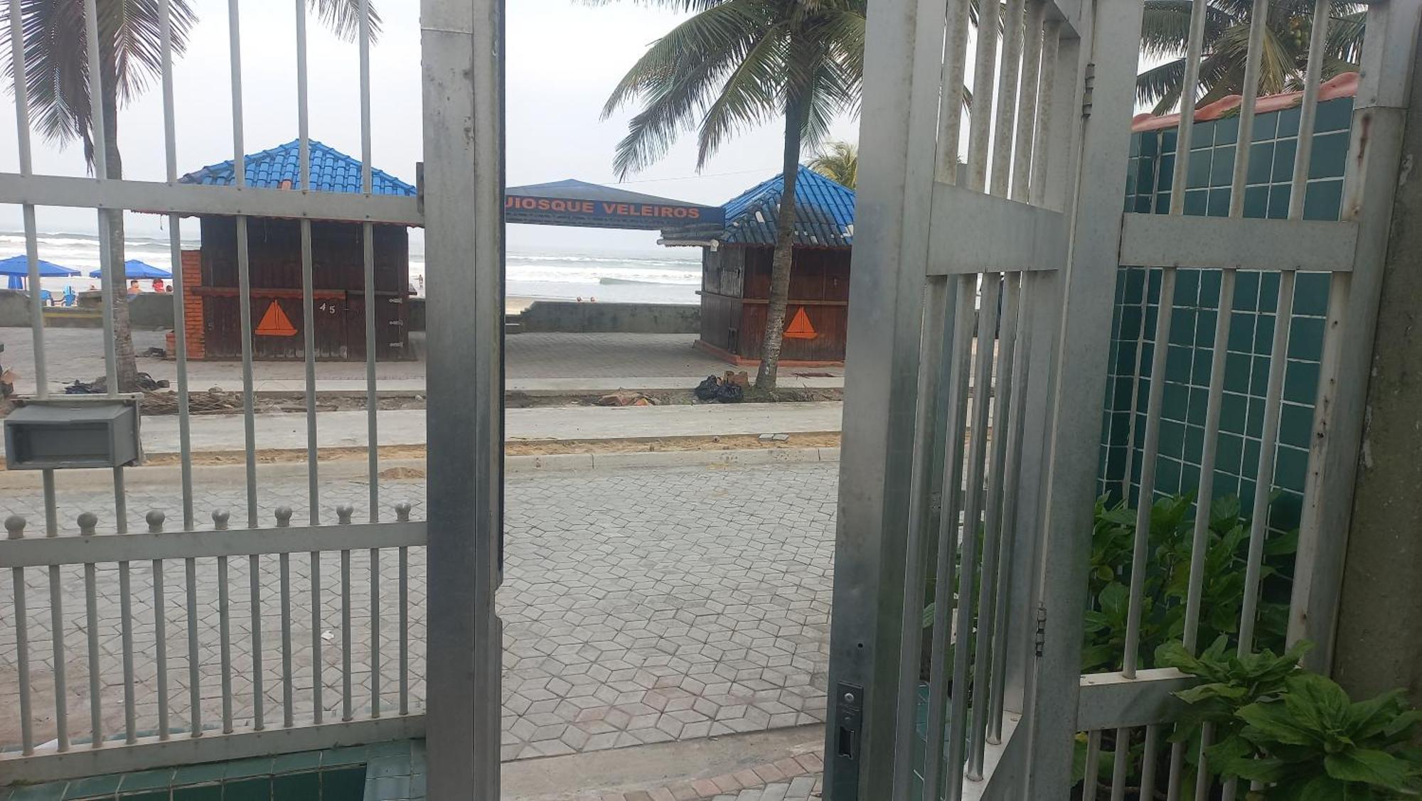 Kitnet Pe Na Areia Centro De