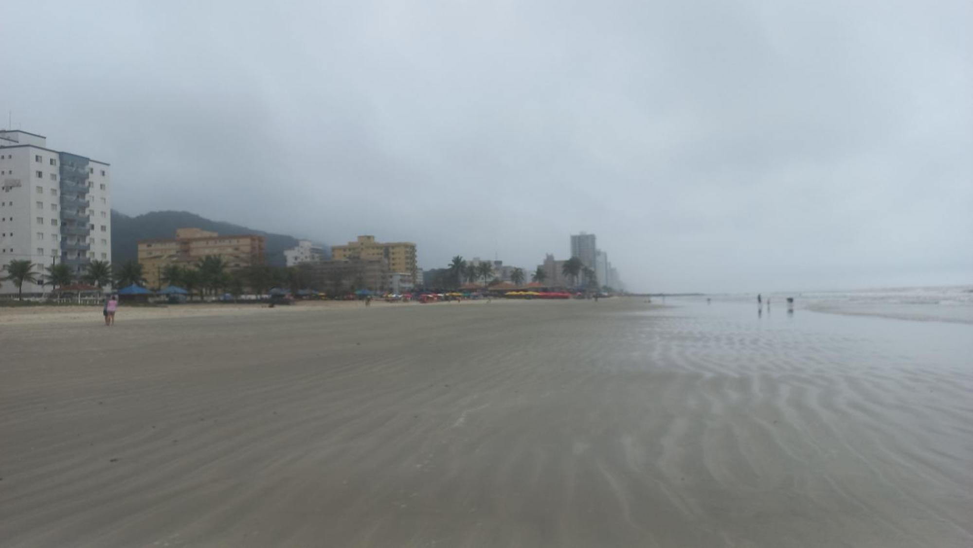 Kitnet Pe Na Areia Centro De *