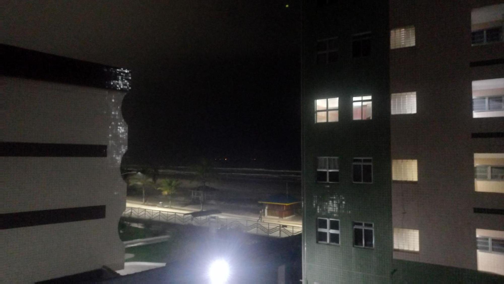 Kitnet Pe Na Areia Centro De *